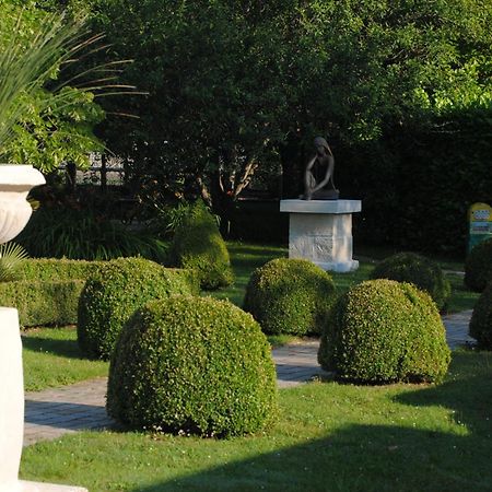 Les Insolites Du Grand Logis Marchais  Ngoại thất bức ảnh